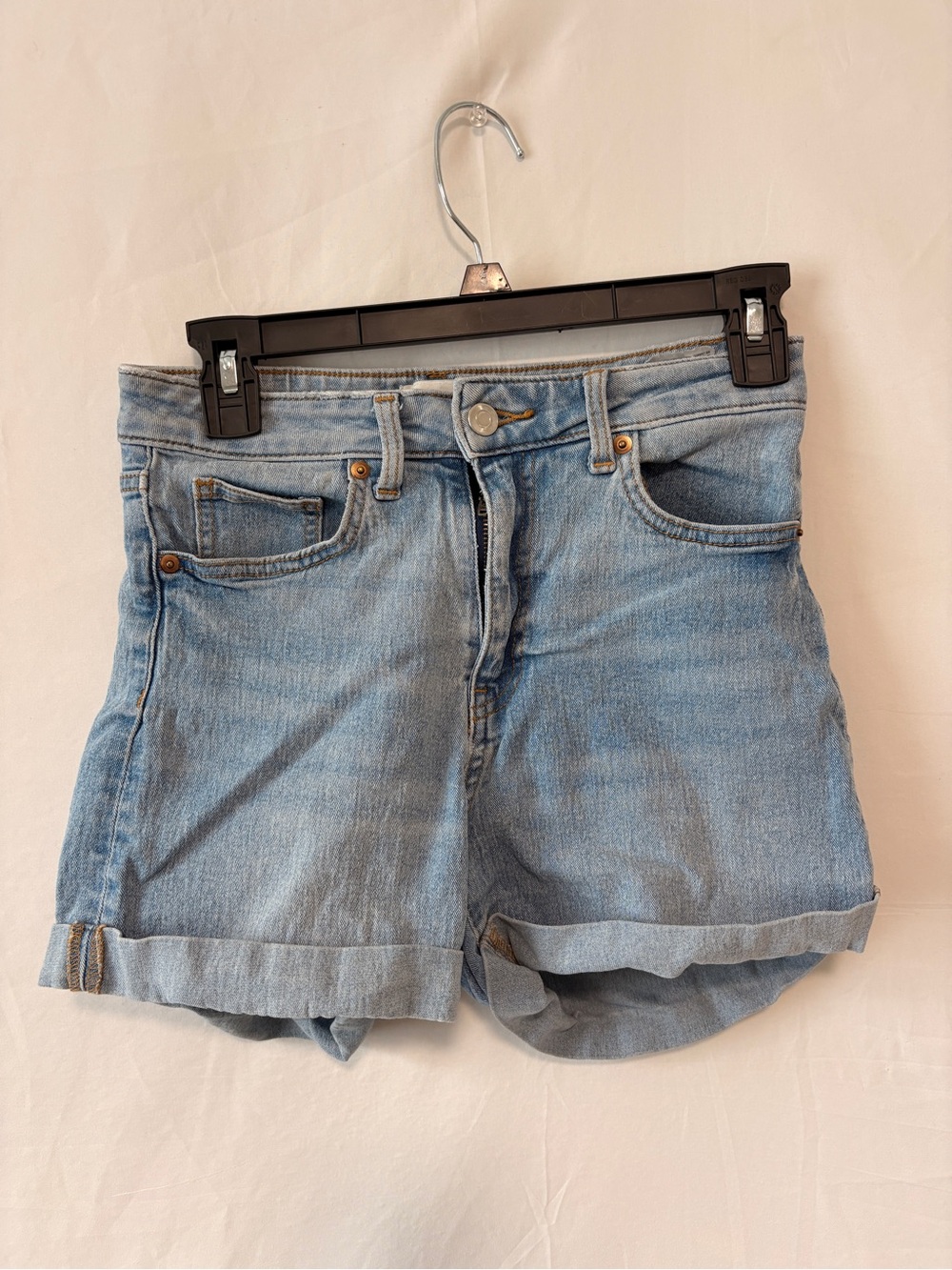 H&M Light Wash Cuffed Denim Shorts
